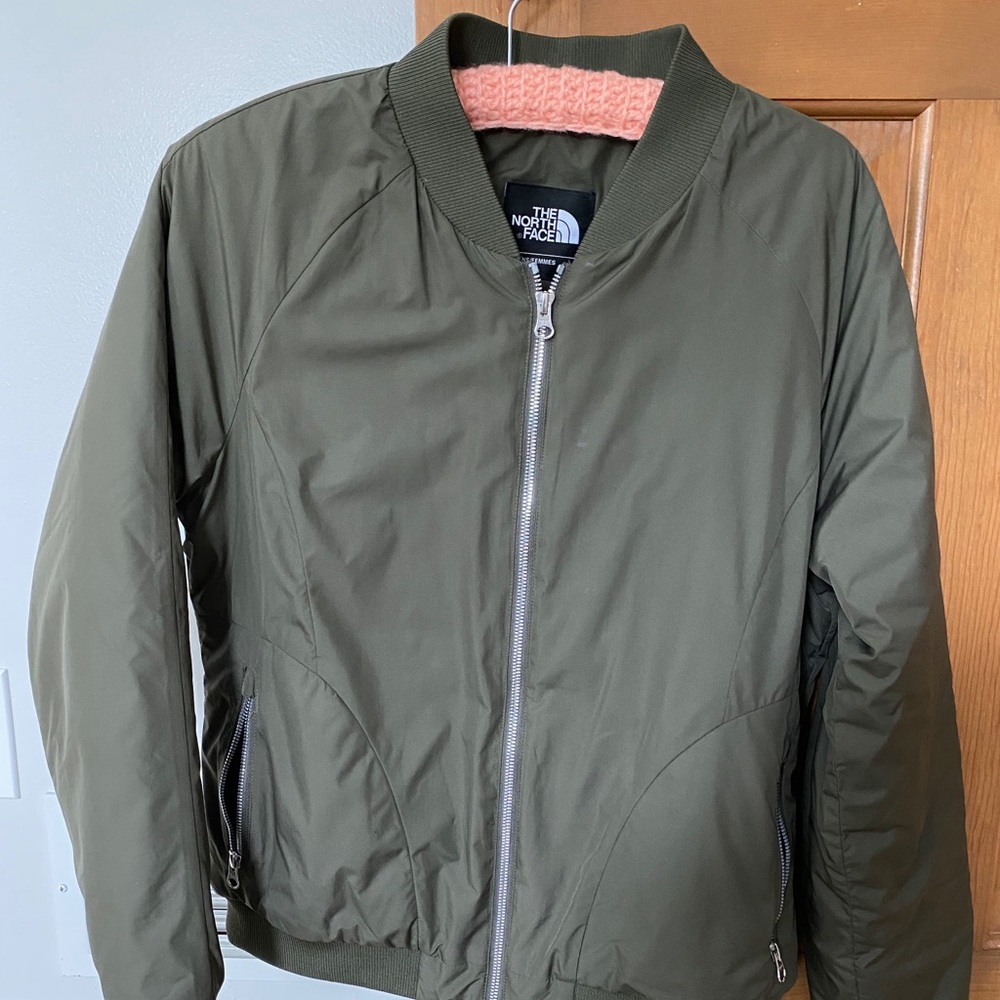 Women’s The North Face Bomber Jacket size Large